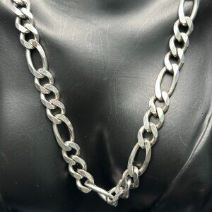 Strata Link Chain